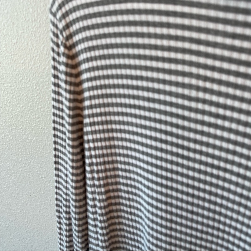 3/$20 Grey and White Striped Shirt - Picture 2 of 3
